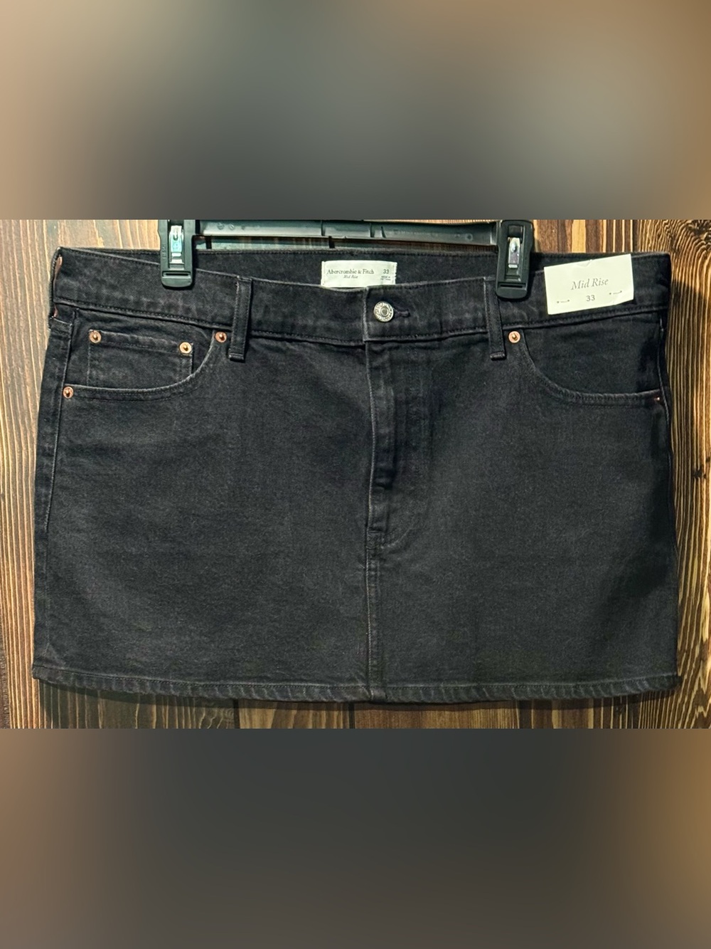 Abercrombie & Fitch Mid-Rise Black Denim Mini Skirt ~ Archive Size 33 / Size 16